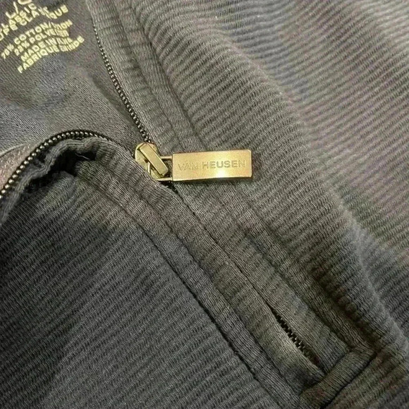 Van Heusen Classic Fit 1/4 Zip Long Sleeve Pullover Sweater Navy Blue Mens Large - Picture 4 of 6